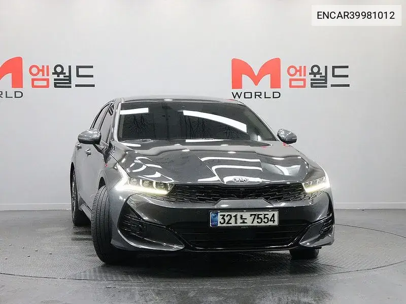 K5 3Rd Generation 1.6 Turbo Signature VIN: ENCAR39981012 Lot: 39981012