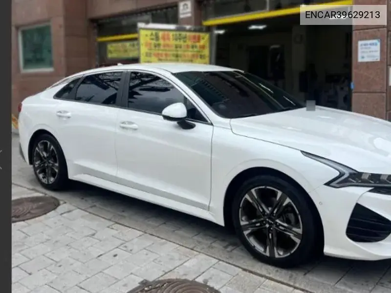 K5 3Rd Generation 2.0 Signature VIN: ENCAR39629213 Lot: 39629213