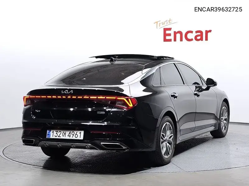 K5 Hybrid 3Rd Generation Noblesse VIN: ENCAR39632725 Lot: 39632725