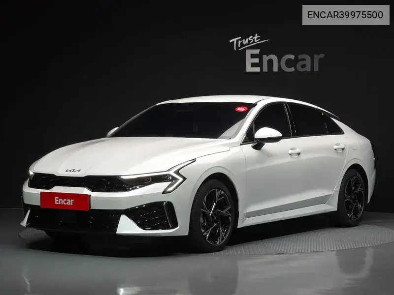The New K5 3Rd Generation 2.0 Signature VIN: ENCAR39975500 Lot: 39975500
