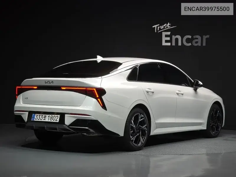 The New K5 3Rd Generation 2.0 Signature VIN: ENCAR39975500 Lot: 39975500
