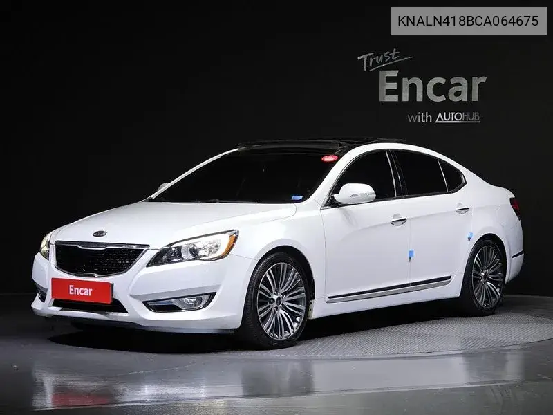 The Prestige K7 Lpi 3.0 Prestige VIN: KNALN418BCA064675 Lot: 39581438