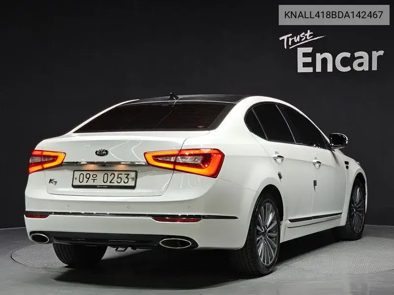 The New K7 Lpi 3.0 Luxury VIN: KNALL418BDA142467 Lot: 39573171
