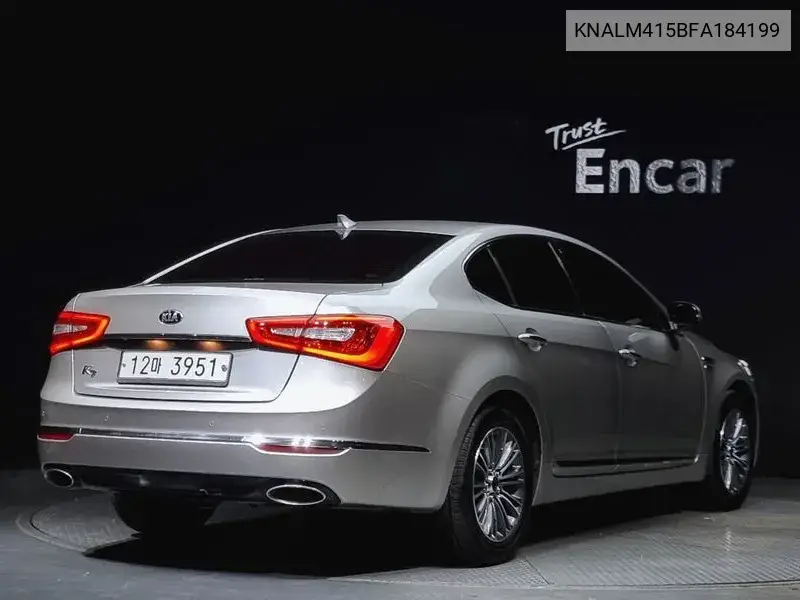 The New K7 2.4 Gdi Prestige VIN: KNALM415BFA184199 Lot: 39586331