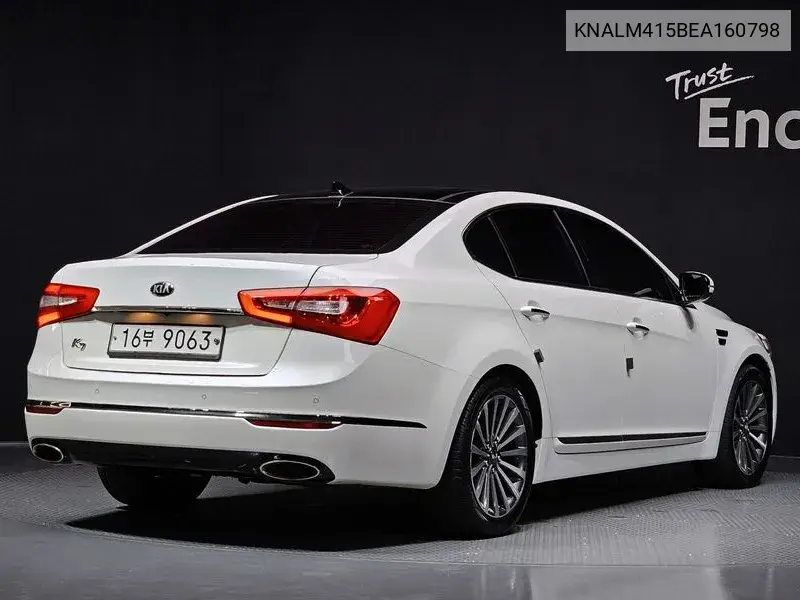 The New K7 2.4 Gdi Prestige Special VIN: KNALM415BEA160798 Lot: 40150819