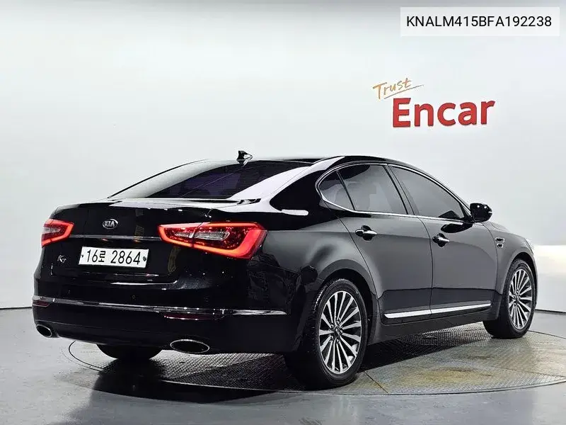 The New K7 2.4 Gdi Prestige VIN: KNALM415BFA192238 Lot: 39929238