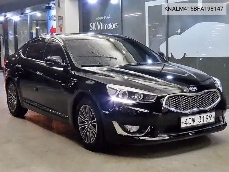 The New K7 2.4 Gdi Prestige VIN: KNALM415BFA198147 Lot: 39971558