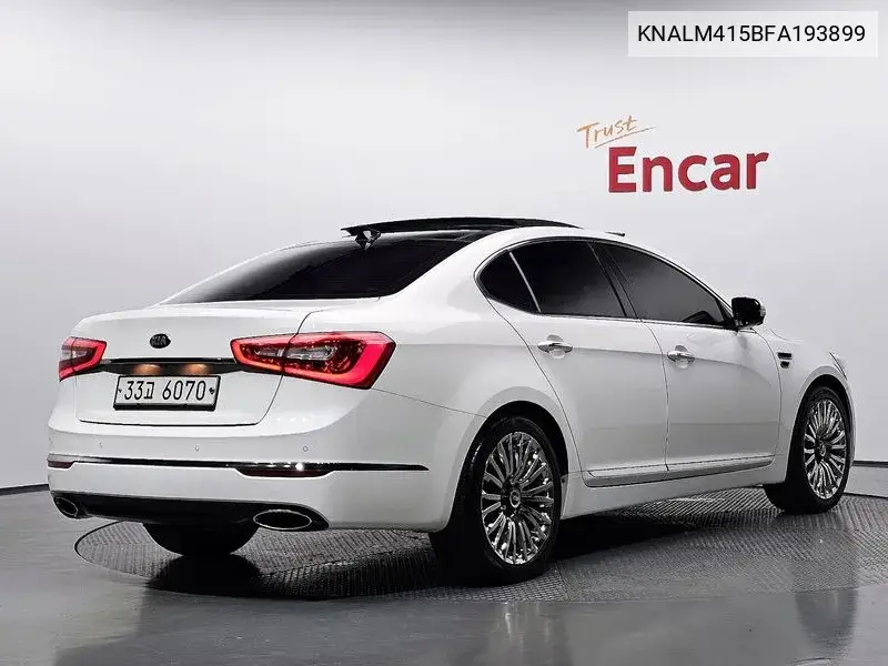 The New K7 2.4 Gdi Prestige VIN: KNALM415BFA193899 Lot: 39972768