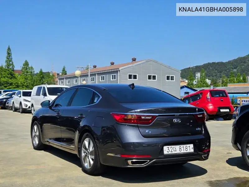 All New K7 Hybrid Prestige VIN: KNALA41GBHA005898 Lot: 39634302