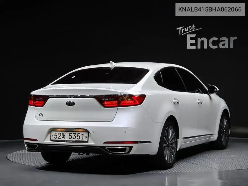 All New K7 2.4 Gdi Limited Edition VIN: KNALB415BHA062066 Lot: 39967626