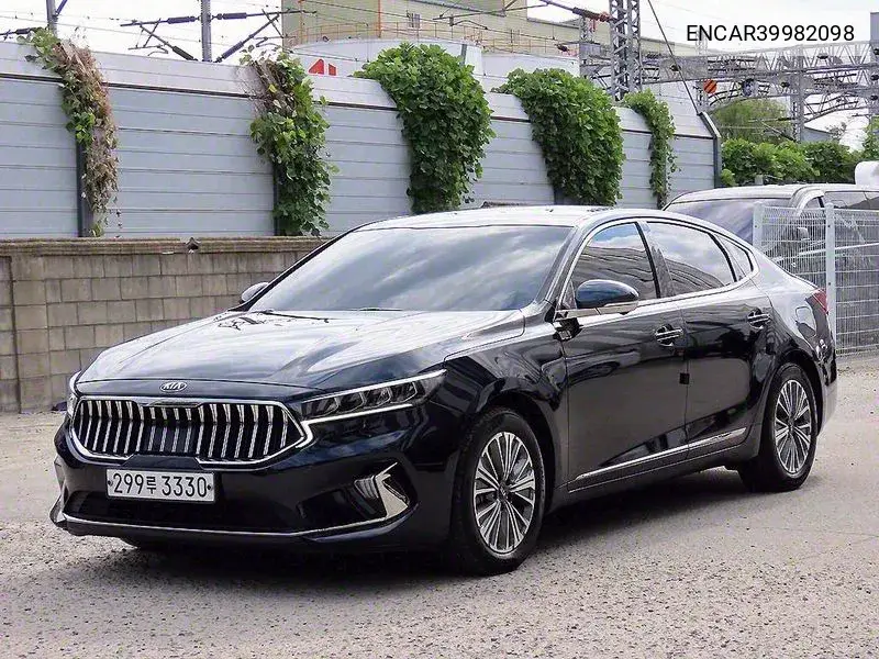 K7 Premier Hybrid Signature VIN: ENCAR39982098 Lot: 39982098