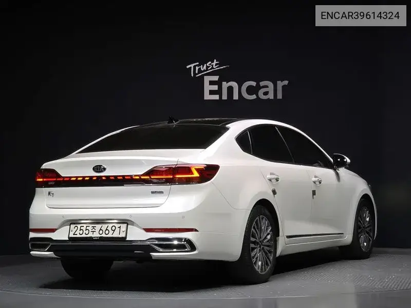 K7 Premier Hybrid Signature VIN: ENCAR39614324 Lot: 39614324