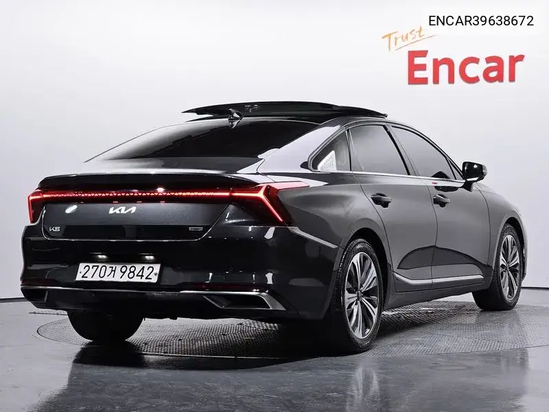K8 Hybrid Signature VIN: ENCAR39638672 Lot: 39638672