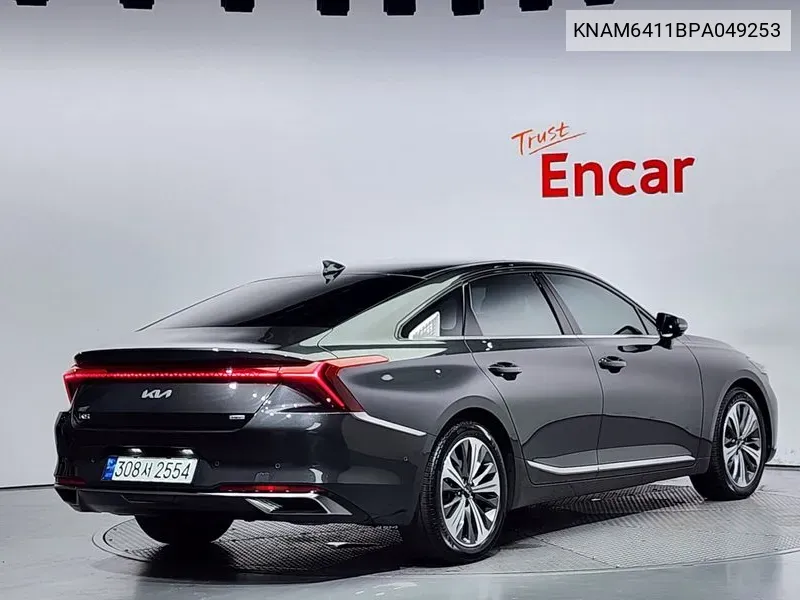 Kia K8 Hybrid Signature VIN: KNAM6411BPA049253 Lot: 38049760