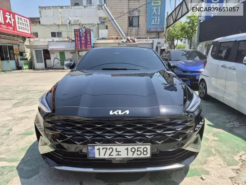 K8 Hybrid Signature VIN: ENCAR39651057 Lot: 39651057
