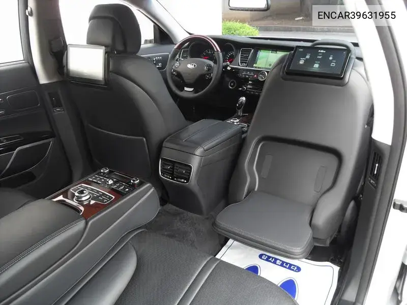 The New K9 3.3 Gdi Executive VIN: ENCAR39631955 Lot: 39631955