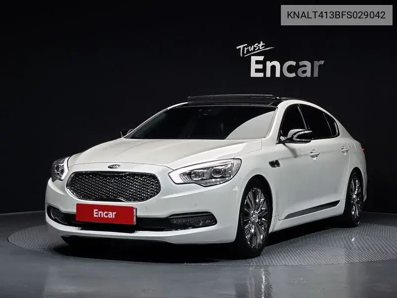 The New K9 3.8 Gdi Executive VIN: KNALT413BFS029042 Lot: 39978854