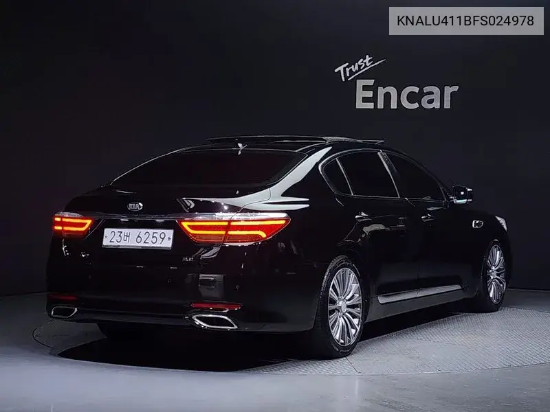 The New K9 3.3 Gdi Executive VIN: KNALU411BFS024978 Lot: 40013532