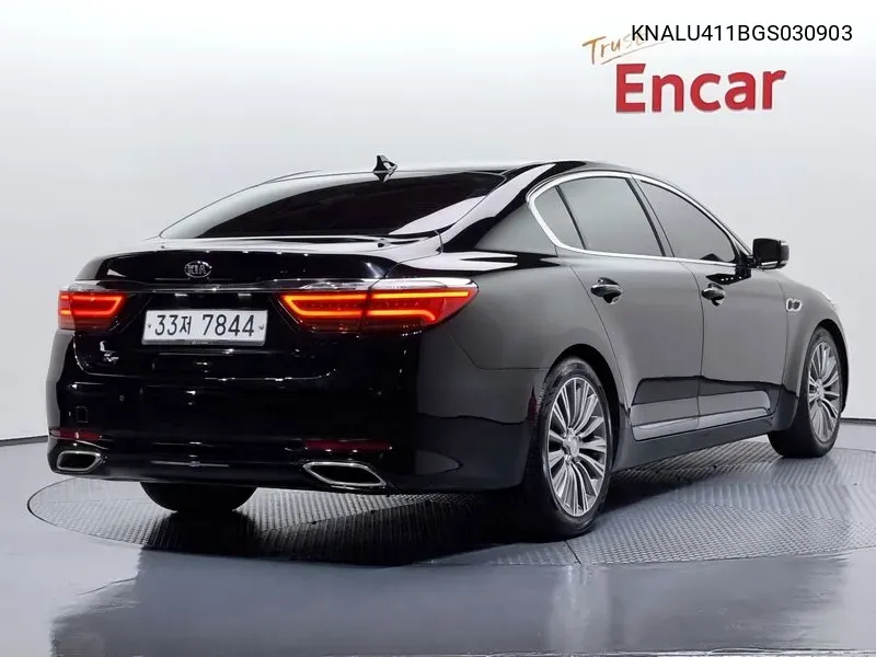 The New K93.3 Gdi Executive VIN: KNALU411BGS030903 Lot: 38747584