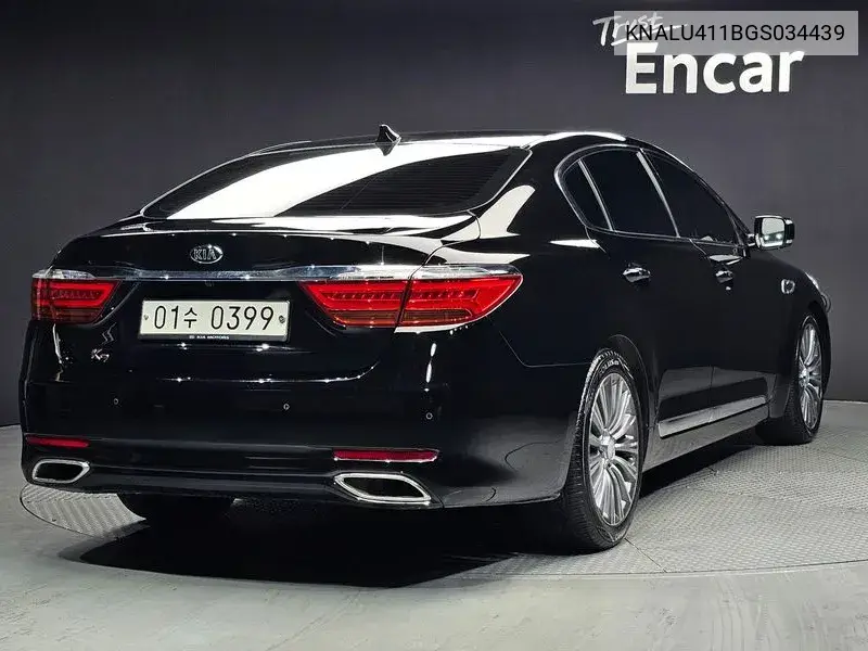 The New K9 3.3 Gdi Executive VIN: KNALU411BGS034439 Lot: 39012854