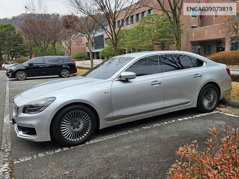 The K9 3.8 Gdi Awd Platinum Iii VIN: ENCAR39073819 Lot: 39073819