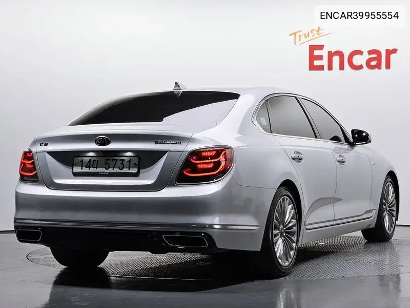 The K9 3.8 Gdi Awd Platinum Ii VIN: ENCAR39955554 Lot: 39955554