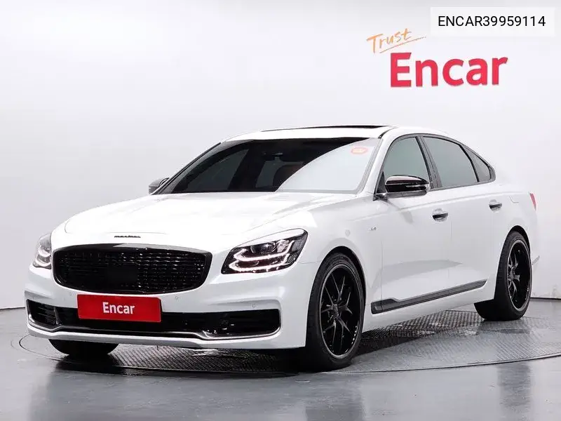 The K9 3.3 T-Gdi Awd Masters Ii VIN: ENCAR39959114 Lot: 39959114