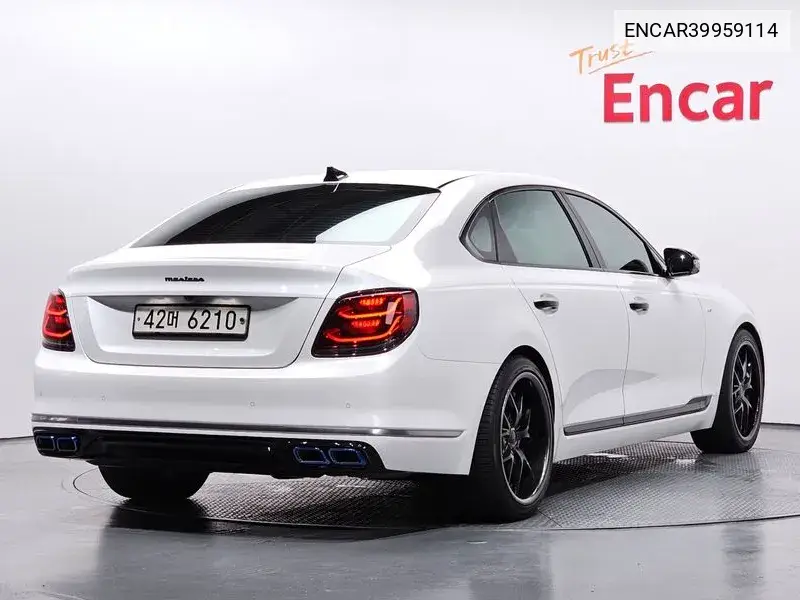 The K9 3.3 T-Gdi Awd Masters Ii VIN: ENCAR39959114 Lot: 39959114
