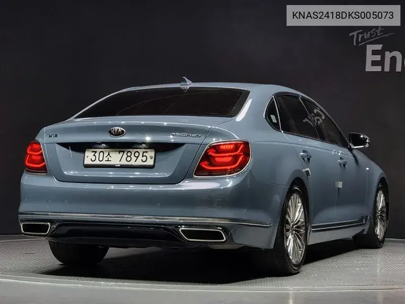 The K9 3.8 Gdi Awd Grand Platinum VIN: KNAS2418DKS005073 Lot: 39973078