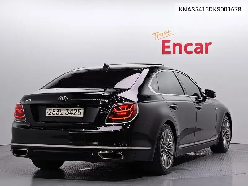 The K9 3.3 T-Gdi Awd Grand Masters VIN: KNAS5416DKS001678 Lot: 39980644