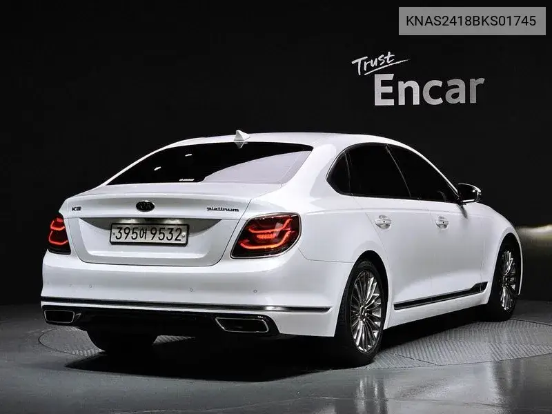 The K9 3.8 Gdi Platinum Ii VIN: KNAS2418BKS01745 Lot: 39628510