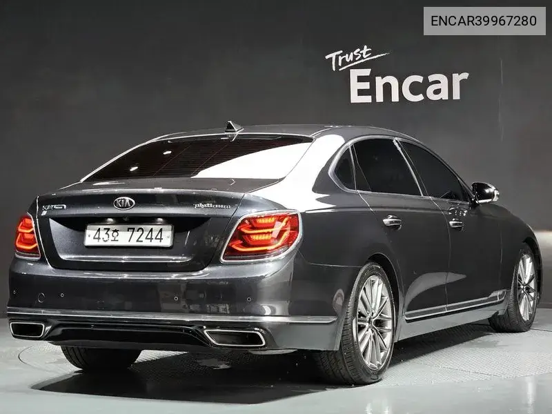 The K9 3.8 Gdi Platinum Ii VIN: ENCAR39967280 Lot: 39967280