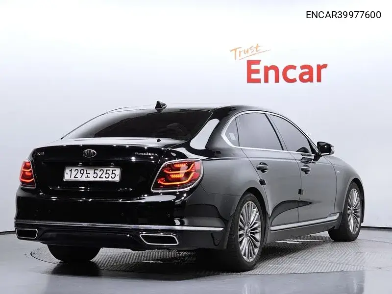 The K9 3.3 Gdi Awd VIN: ENCAR39977600 Lot: 39977600
