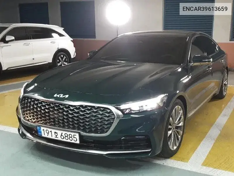 The New K9 2Nd Generation 3.3 T-Gdi Awd Best Selection Ii VIN: ENCAR39613659 Lot: 39613659