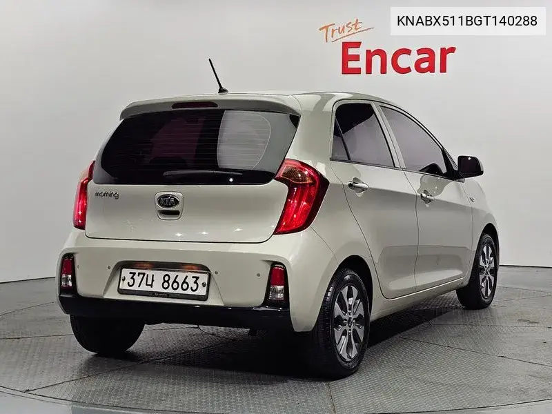 The New Morning Luxury VIN: KNABX511BGT140288 Lot: 39280207