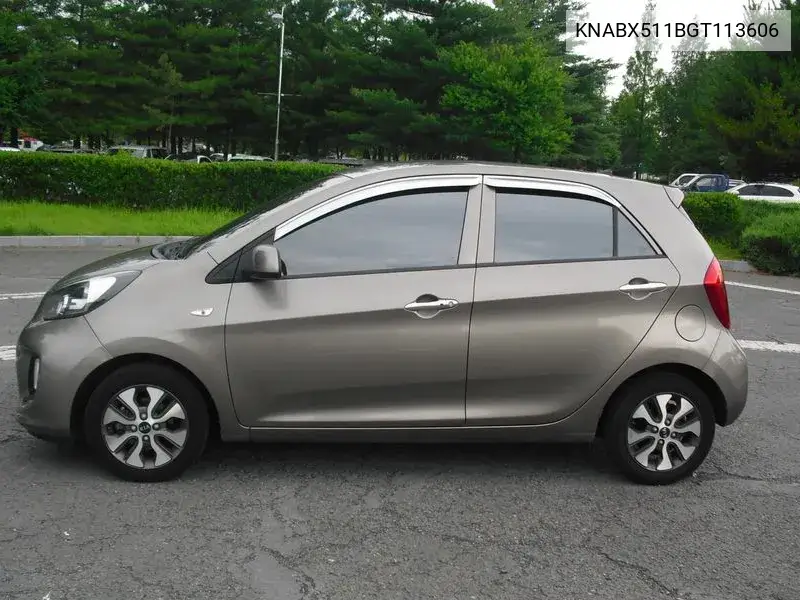 The New Morning Luxury VIN: KNABX511BGT113606 Lot: 39970784