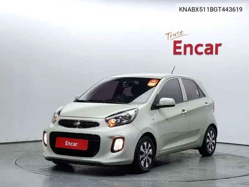 The New Morning Luxury VIN: KNABX511BGT443619 Lot: 39619880