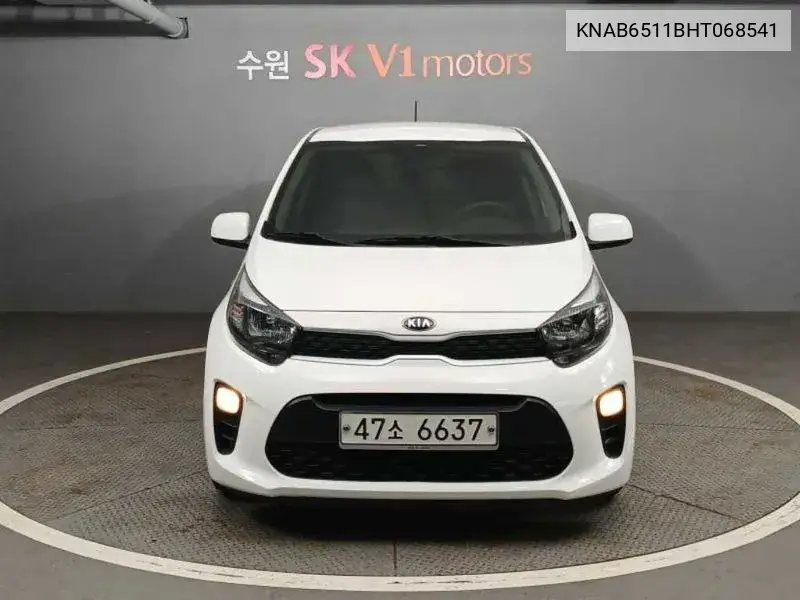 All New Morning (Ja) Deluxe VIN: KNAB6511BHT068541 Lot: 39981693