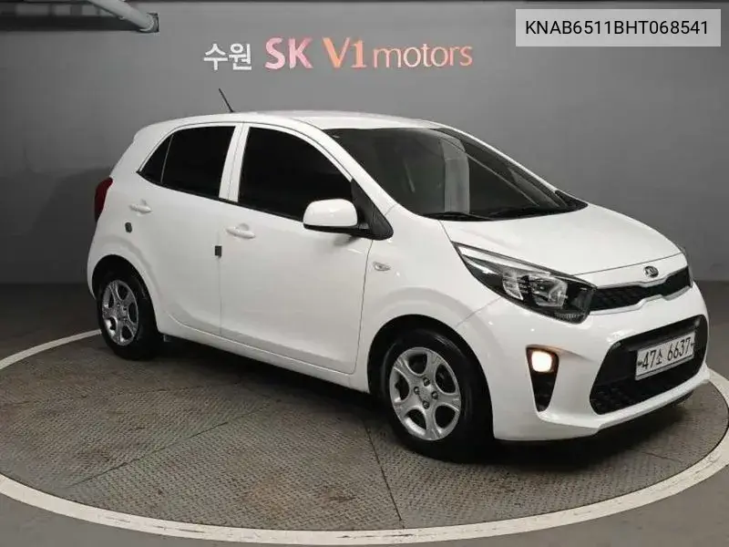 All New Morning (Ja) Deluxe VIN: KNAB6511BHT068541 Lot: 39981693