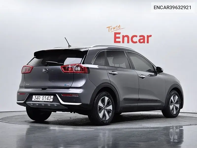 Niro Prestige VIN: ENCAR39632921 Lot: 39632921