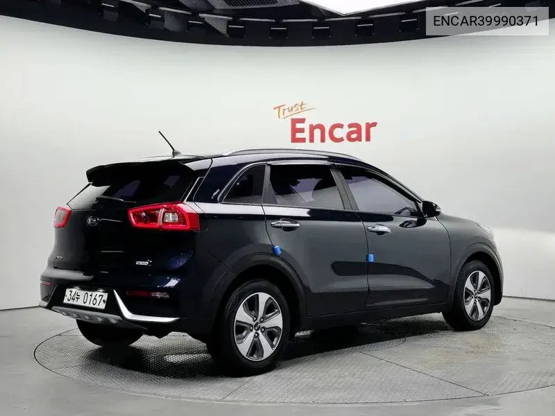 Niro Prestige VIN: ENCAR39990371 Lot: 39990371