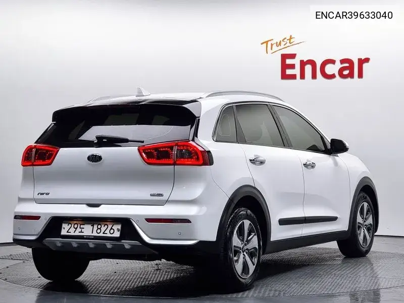 Niro Prestige VIN: ENCAR39633040 Lot: 39633040