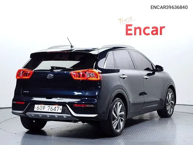 Niro Noblesse VIN: ENCAR39636840 Lot: 39636840