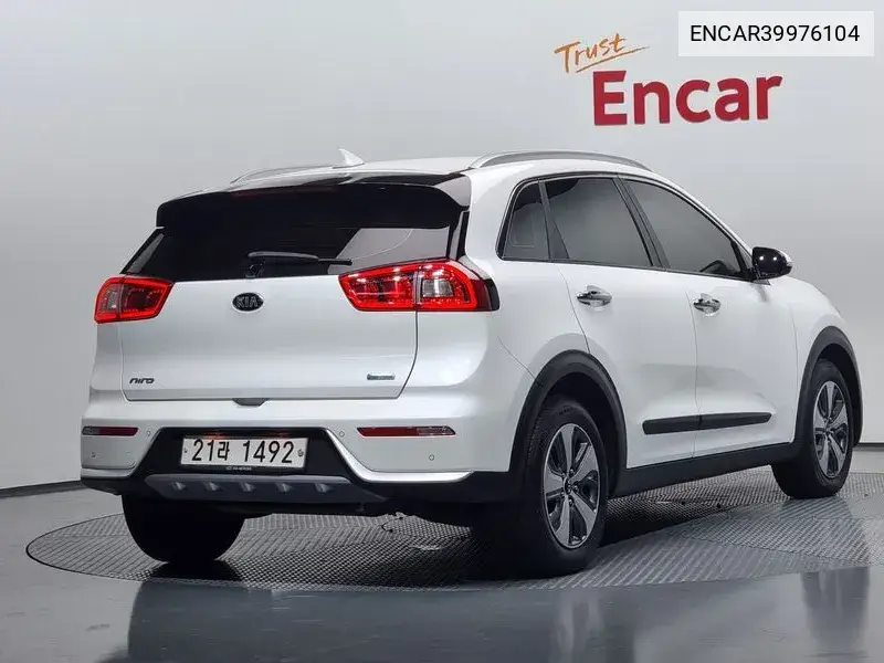 Niro Prestige VIN: ENCAR39976104 Lot: 39976104