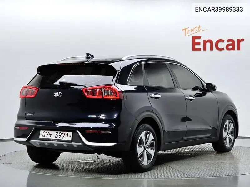 Niro Prestige VIN: ENCAR39989333 Lot: 39989333