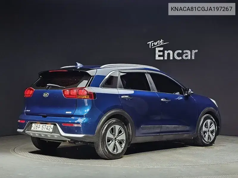 Niro Luxury VIN: KNACA81CGJA197267 Lot: 40156382