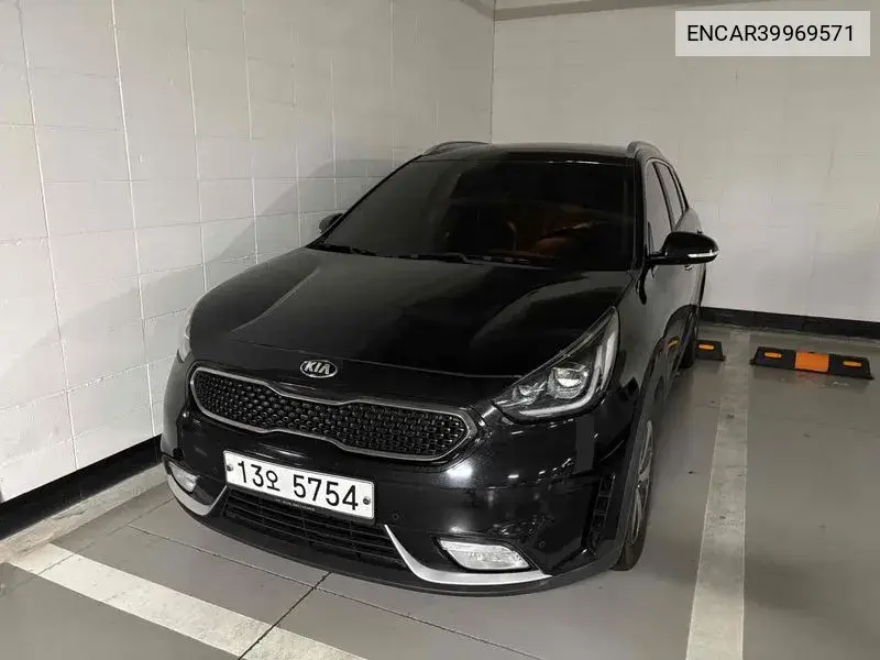 Niro Noblesse VIN: ENCAR39969571 Lot: 39969571