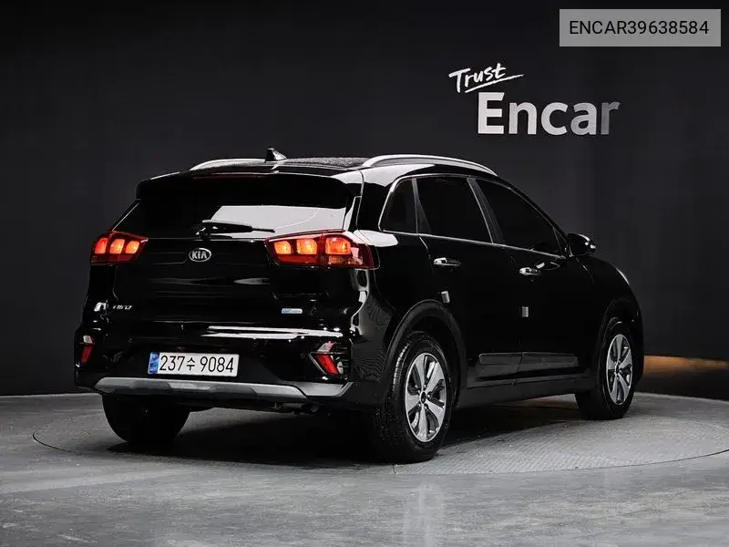 The New Niro 1.6 Hev Luxury VIN: ENCAR39638584 Lot: 39638584