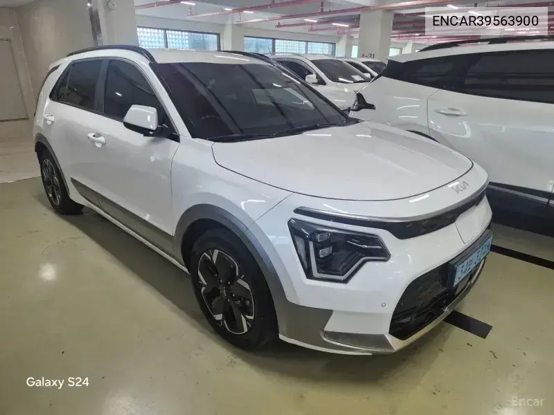 De All New Niro Ev Air VIN: ENCAR39563900 Lot: 39563900