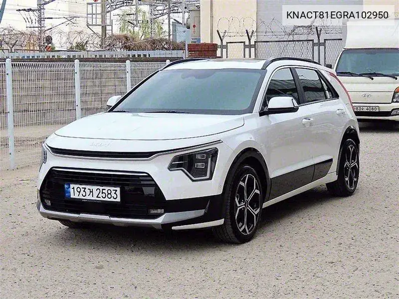 Dail New Niro Signature VIN: KNACT81EGRA102950 Lot: 39641737